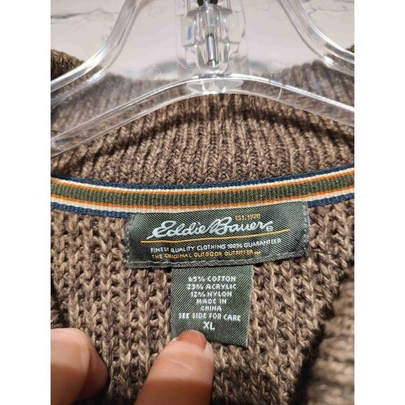 Eddie Bauer 4 button Henley sweater size xl - Picture 3 of 4